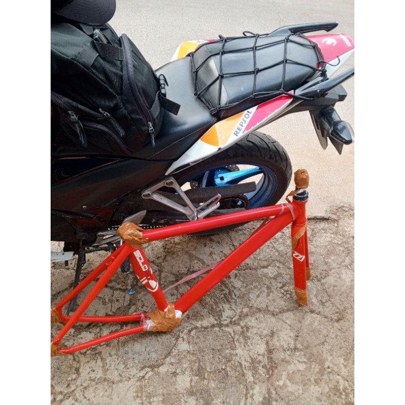 frame only soloist 77 size 49