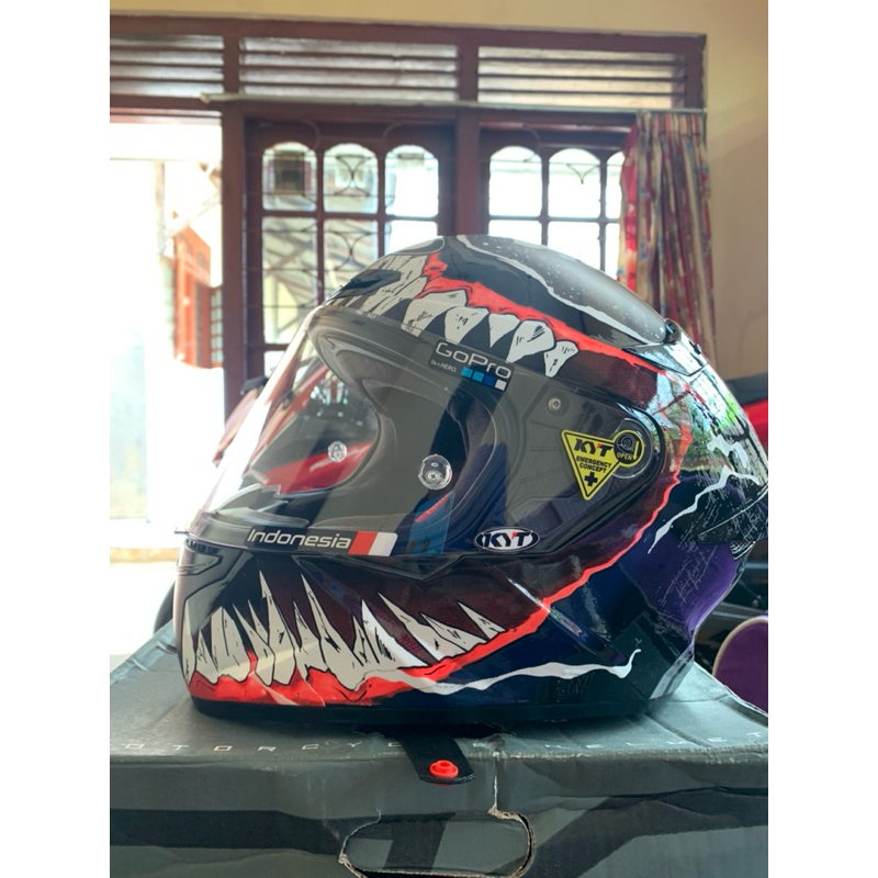 HELM KYT TT COURSE REPAINT VENOM