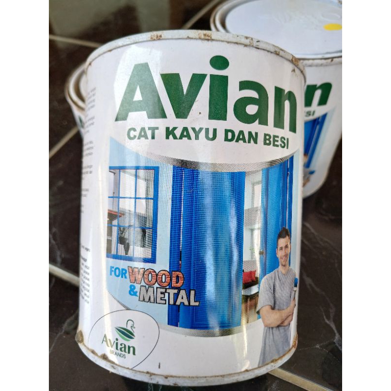 cat kayu / cat besi / cat avian 1 kg
