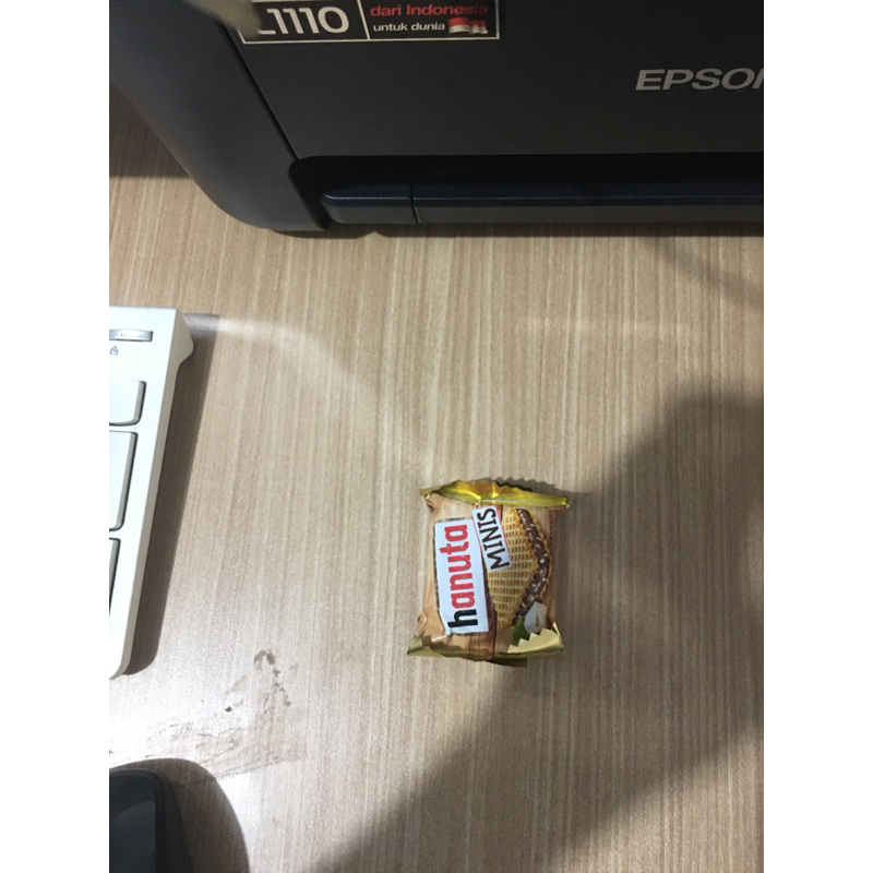 

coklat ecer satuan pcs hanuta twix bounty mars snickers