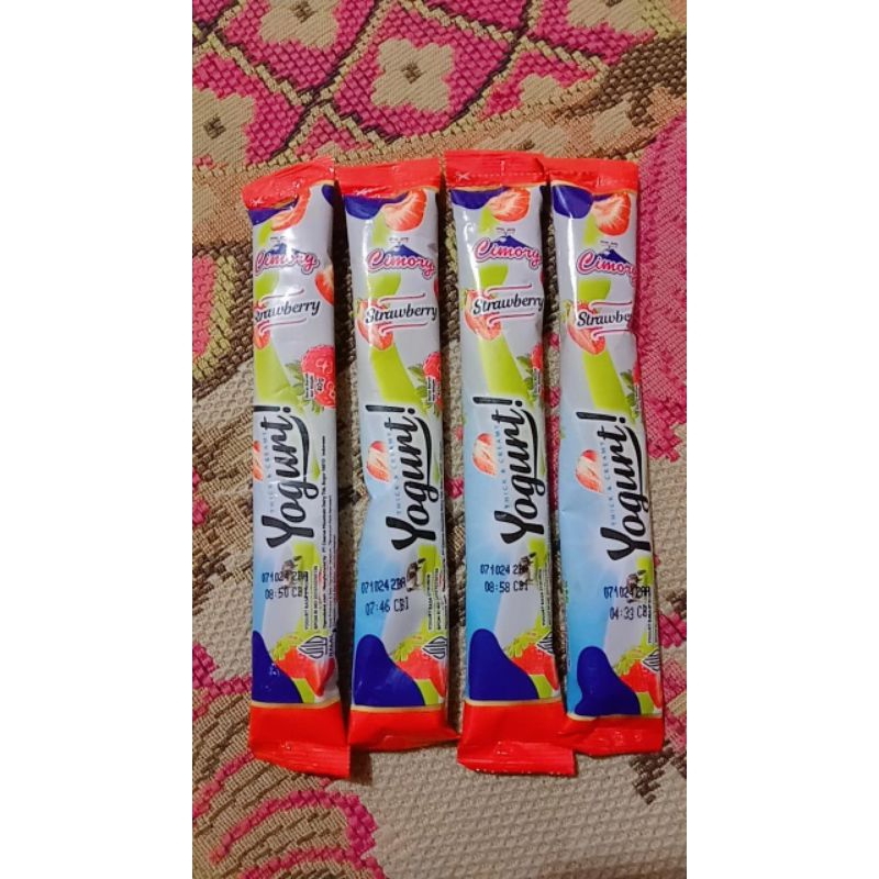 

Cimory Yogurt Stick Strawberry