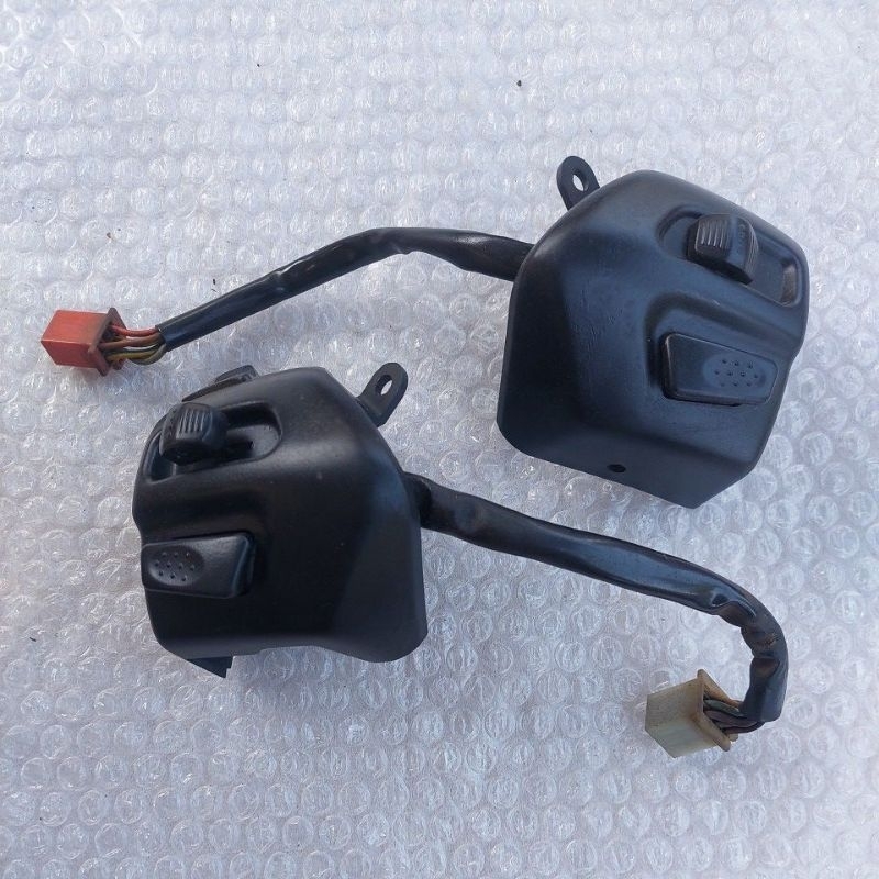 saklar holder set kanan/kiri TVS NEO X3i - ROCKZ 125 original