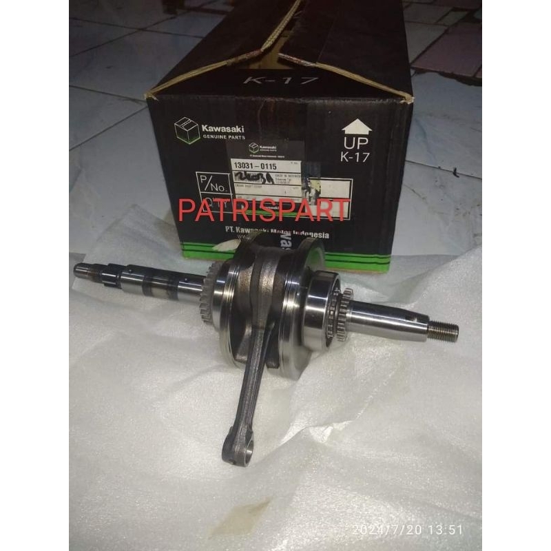 Crank shaft complete kruk as komplit kawasaki blitz r joy zone athlete kaze125 original kawasaki