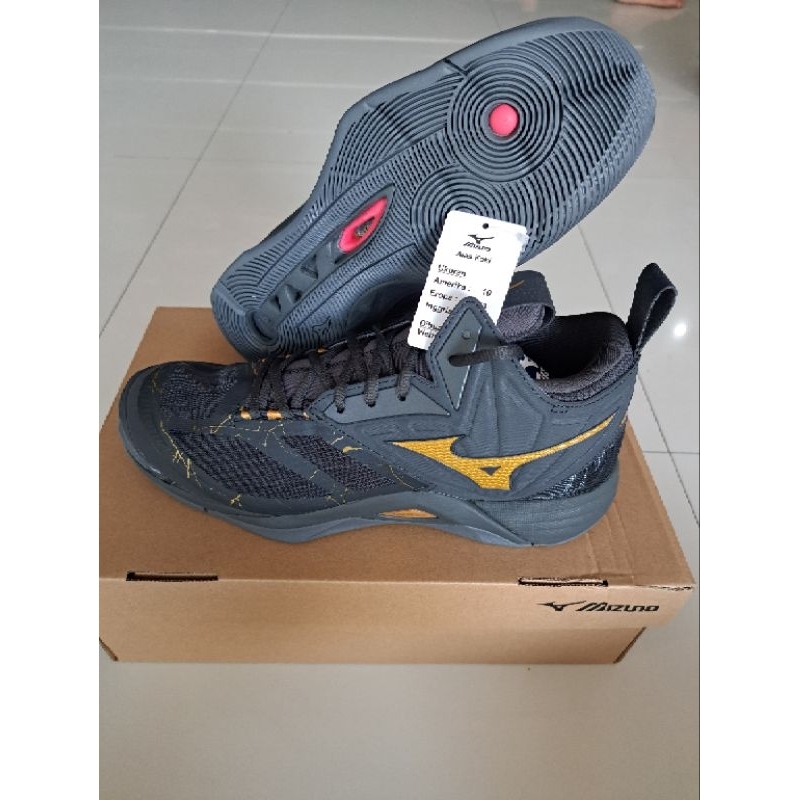 Sepatu mizuno momentum 2 MD ORIGINAL