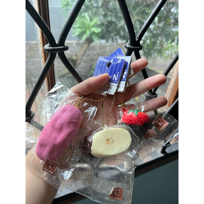 Squishy Licensed Cafe De N Banana Chocolate