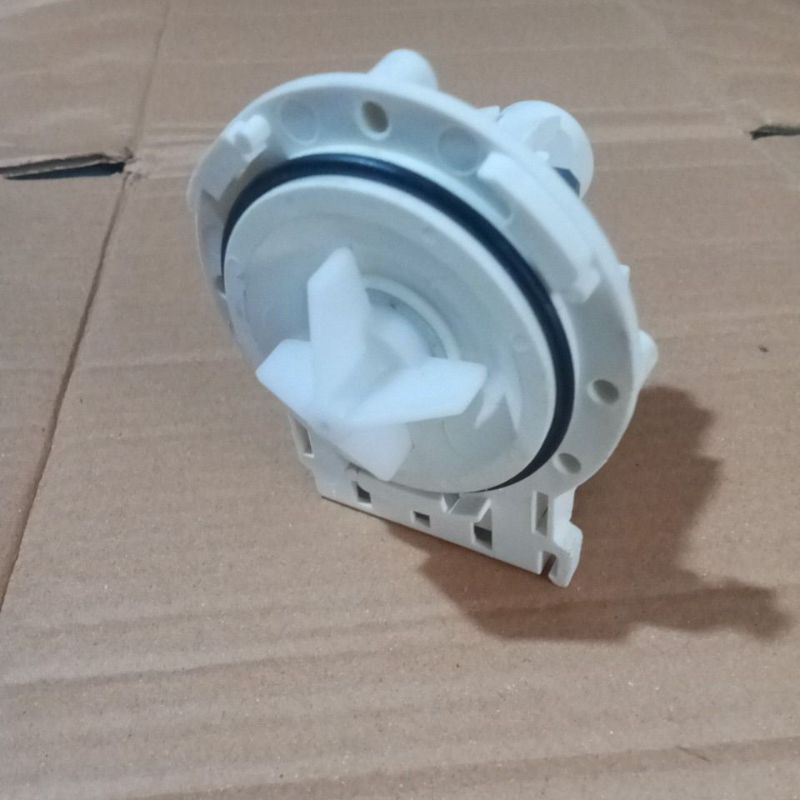 Drain Pump mesin cuci Electrolux putih
