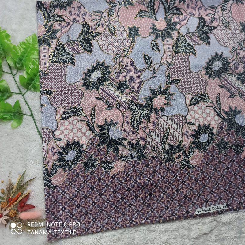 BAHAN BATIK PESANAN KUACI PINK HITAM