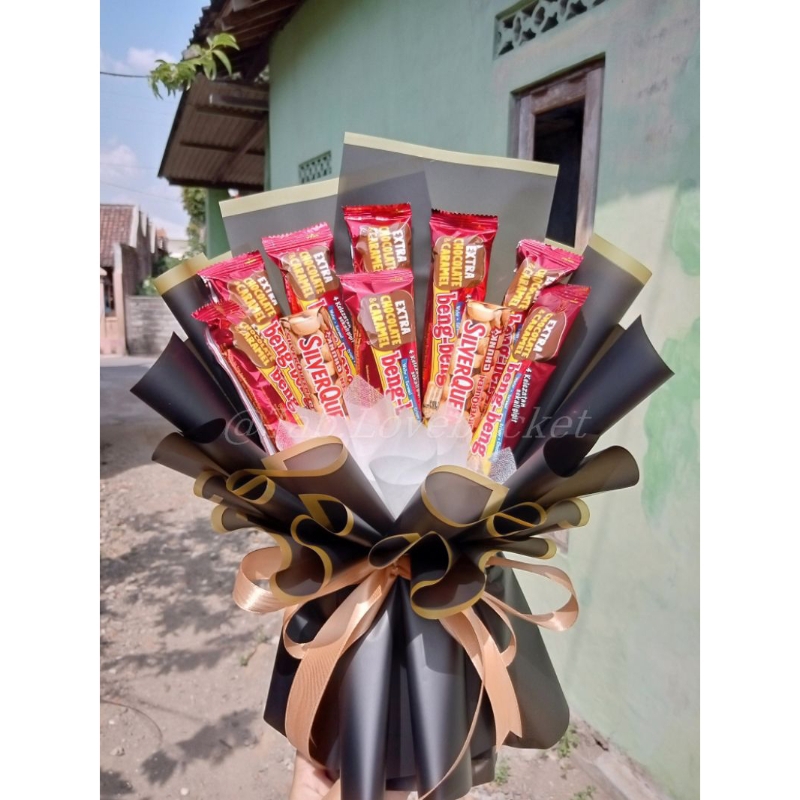 

BUCKET COKLAT BENG BENG / BUKET COKLAT BENG BENG / BUCKET COKLAT MURAH JOGJA SOLO KLATEN / BUCKET SNACK / BUKET SNACK / SNACK BOUQUET / HAMPERS / BUCKET WISUDA SEMPRO ULANGTAHUN