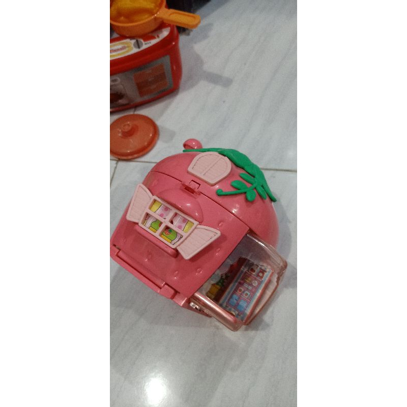 Rumah Hello Kitty Sanrio Bekas