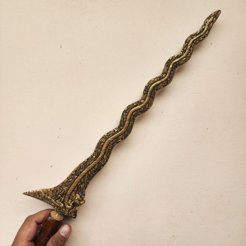 Keris naga sasra warisan istimewa kinatah byor