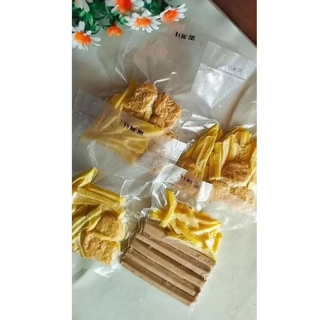 

PAKET 2 NUGGET SO ECO SOSIS SONICE KENTANG GOGO SHOESTRING GRATIS ONGKIR