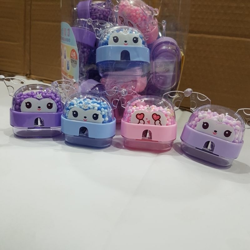 

Serutan Pensil Motif Kuromi Ada Sprinkle 5866 / Sleper Pensil Kuromi 1 lubang Sprinkle 5866