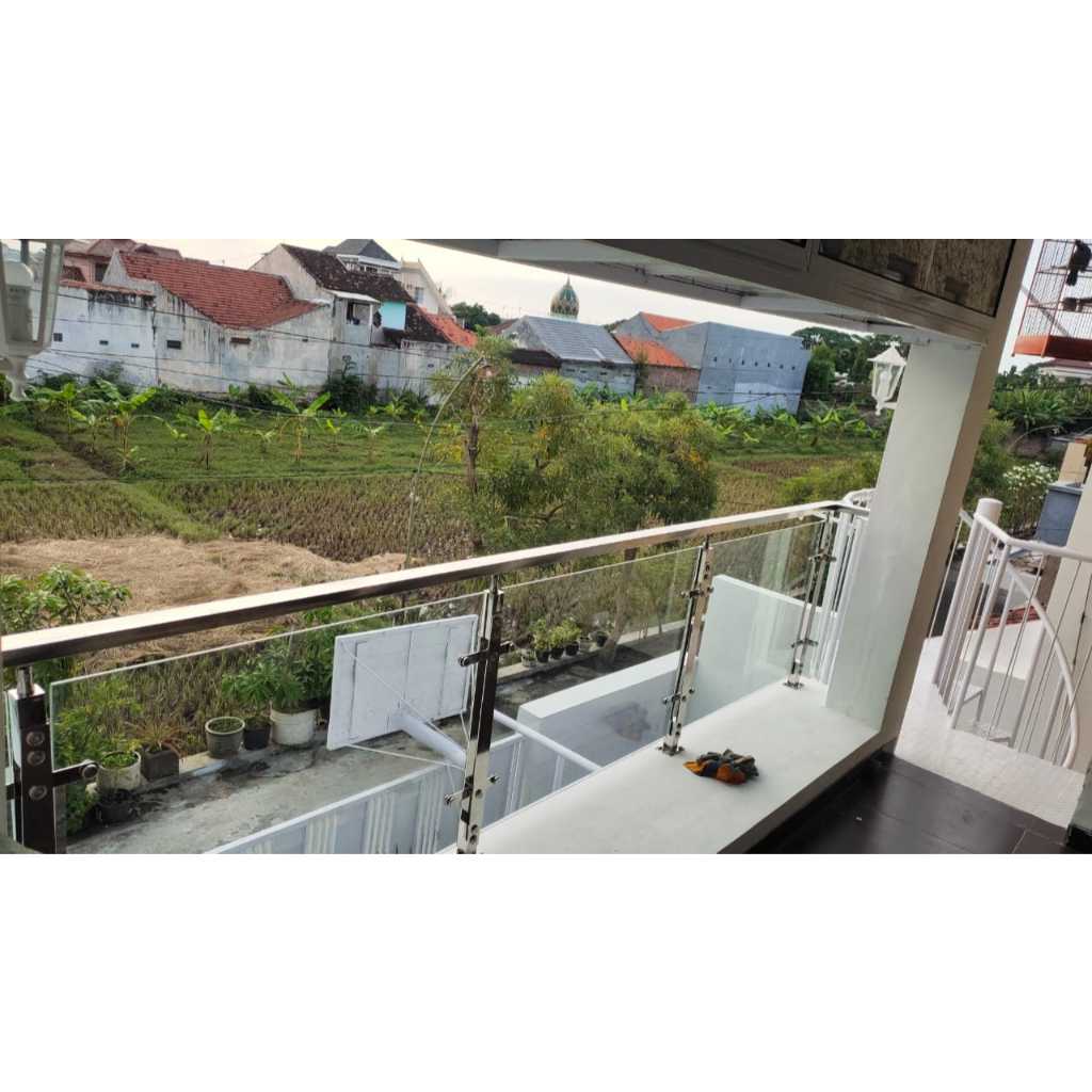 Railing kaca balkon sidoarjo