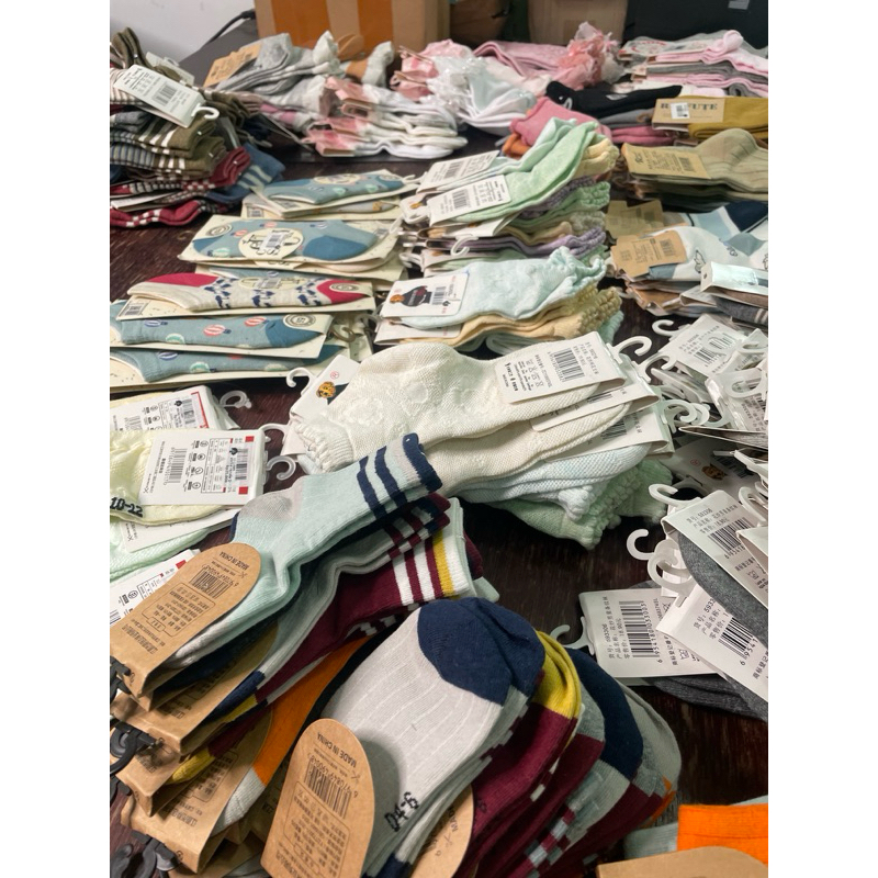 CUCI GUDANG kaos kaki