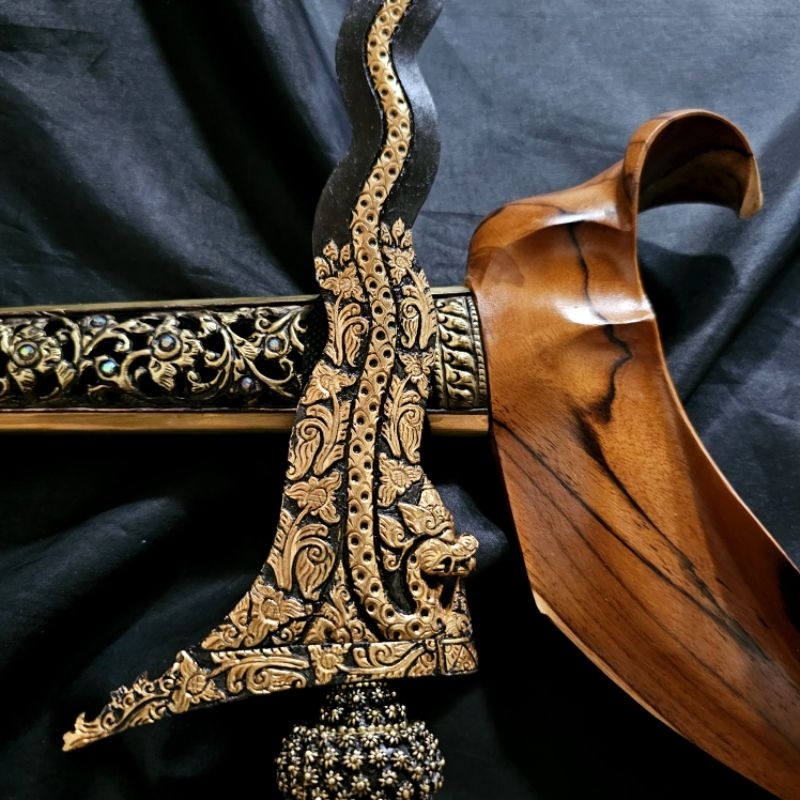 Keris Nogo Sosro Luk 13 Kinatah Kamarogan