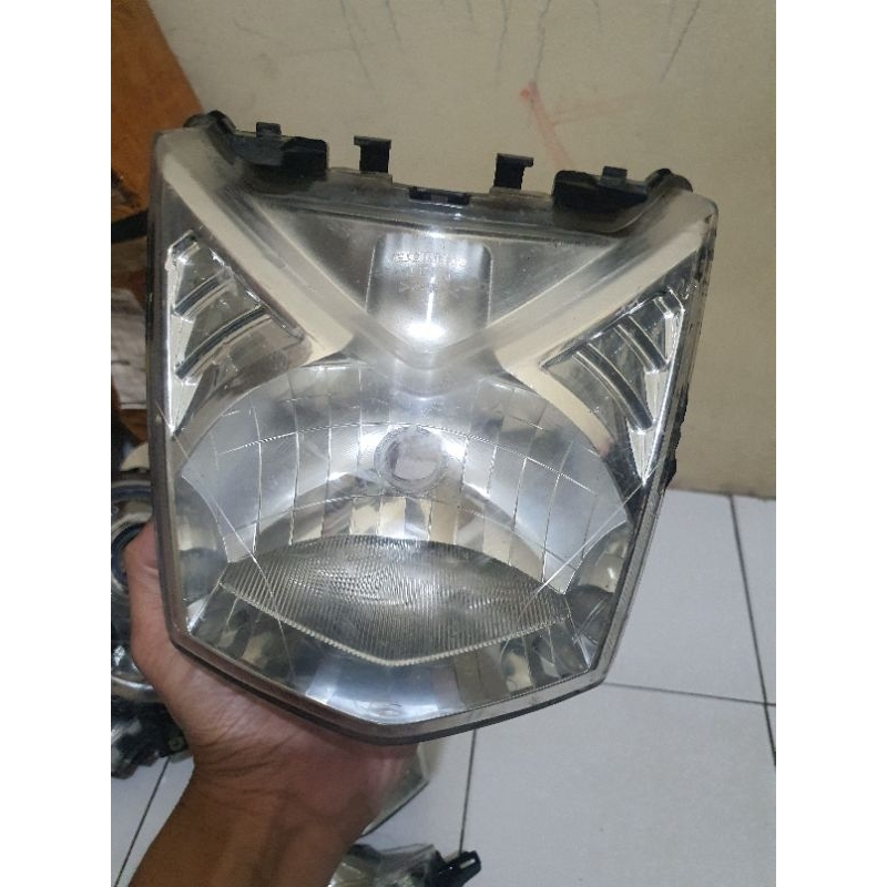 REFLEKTOR LAMPU DEPAN BEAT FI ORIGINAL