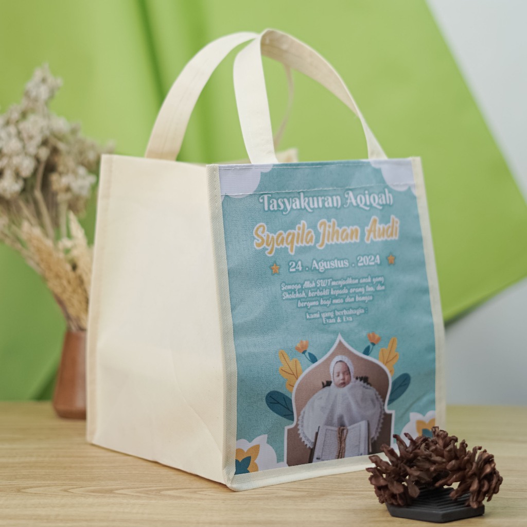 

Tas Aqiqah Hantaran Nasi / Souvenir Aqiqah / Tas Berkat / Tas Kardus Ukuran 20 / tas bingkisan