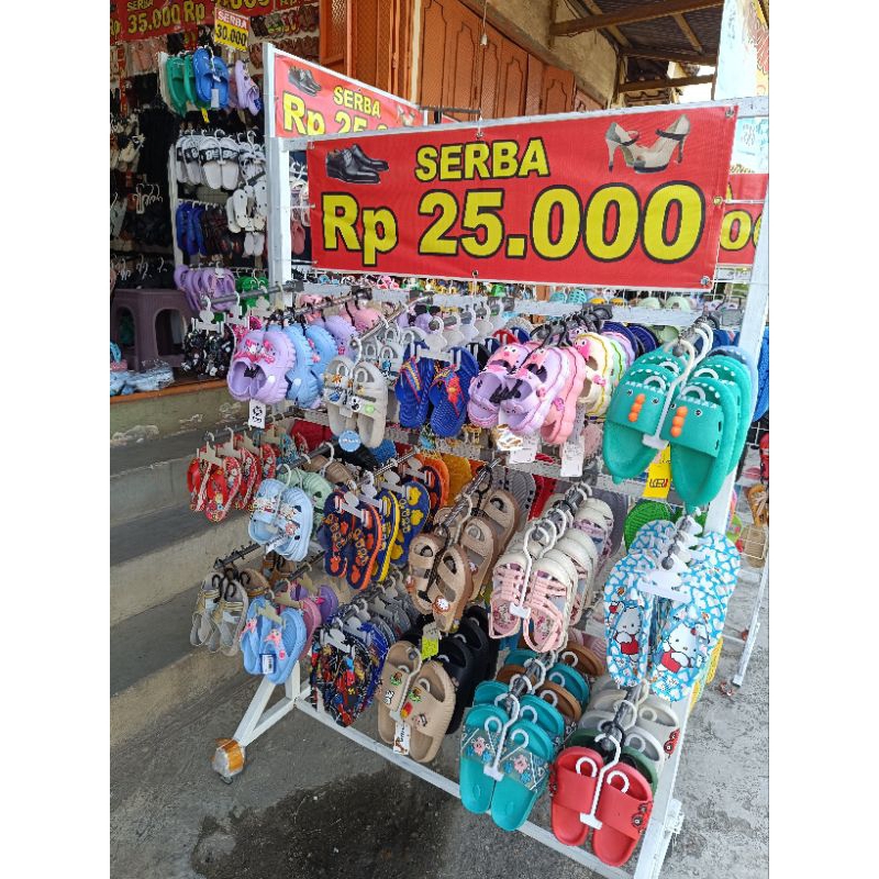 Sandal anak laki laki dan perempuan kecil