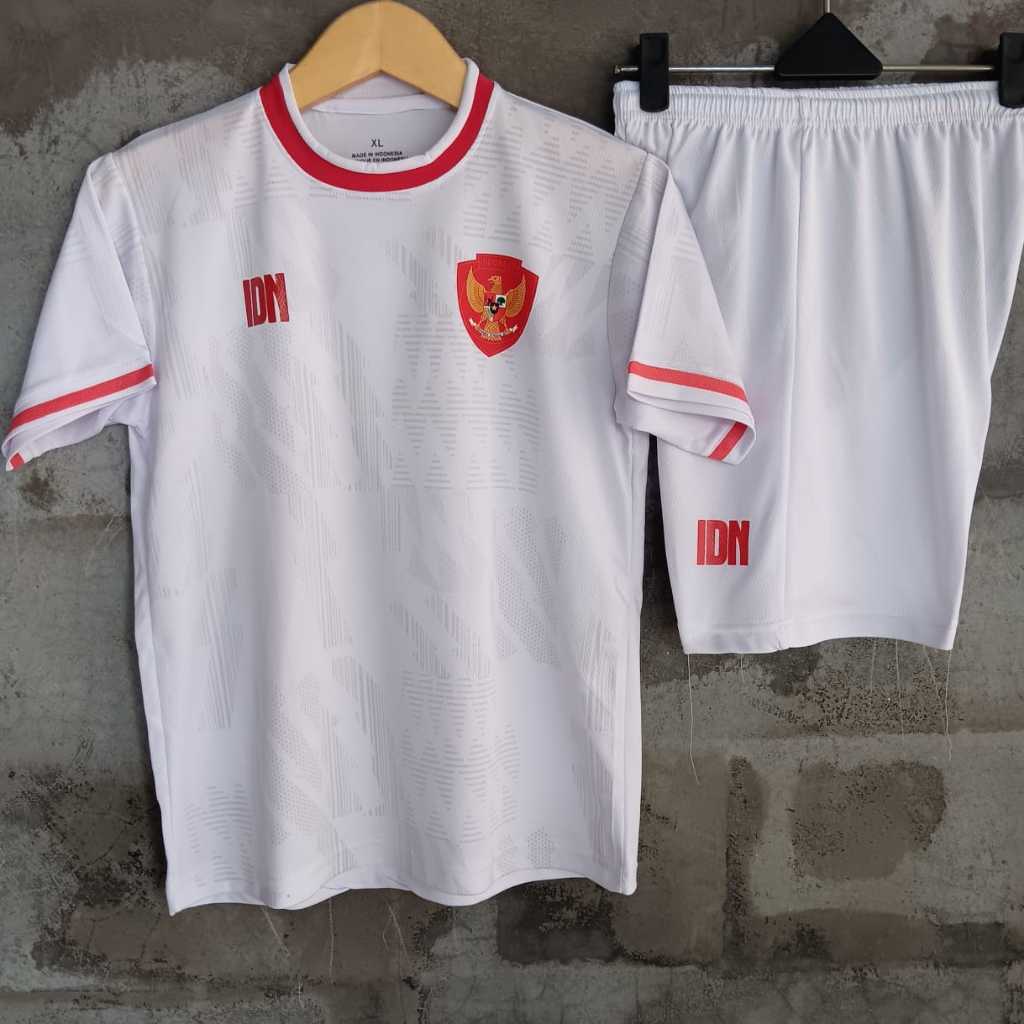 1 pasang Jersey anak dan dewasa timnas indonesia kaos kemerdekaan indonesia 2024 terbaru