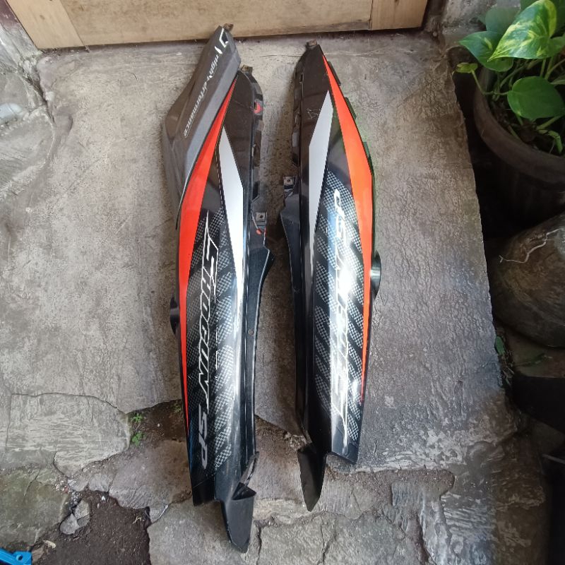 cover bodi body belakang suzuki shogun sp fl rr robot original copotan