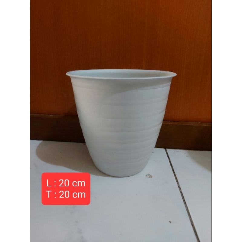Pot Super Pirus 20 Pot Tawon Pirus 20 Pot Madu Pirus 20