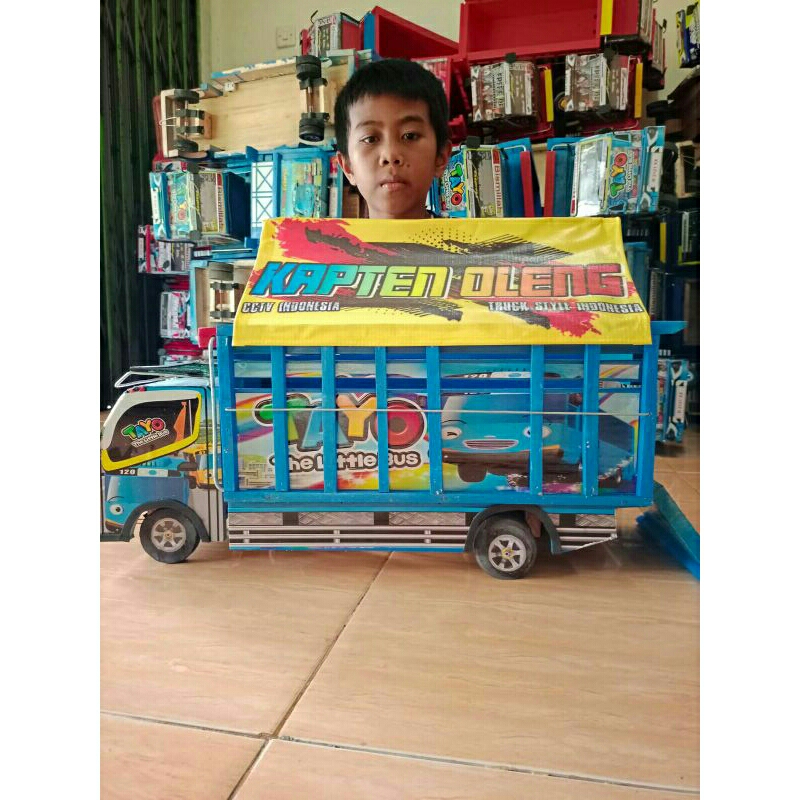 miniatur truk oleng asli kayu ukuran jumbo motif Tayo pintu belakang bisa dibuka