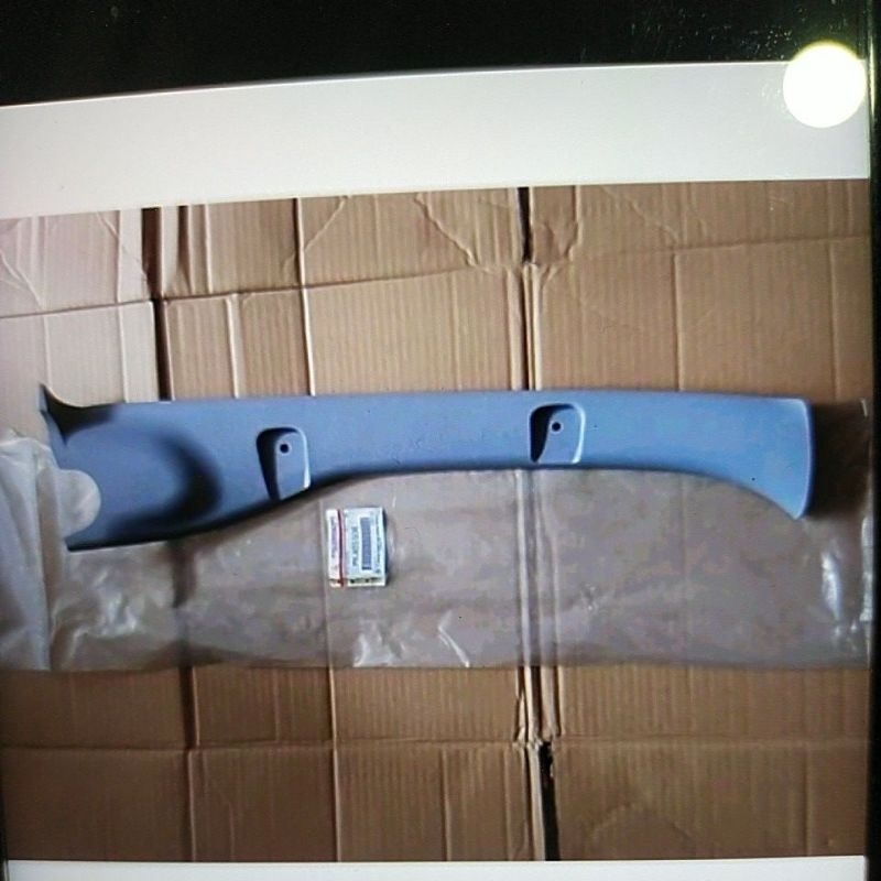 set cover tutup pilar pintu depan canter orsinil harga set kiri kanan orsinil