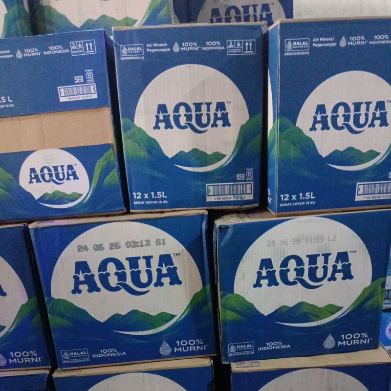 

Aqua botol 1500 ml isi 12 botol