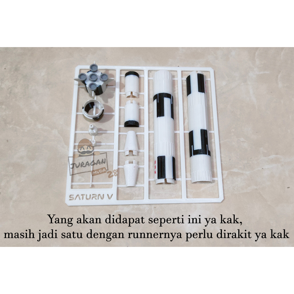 Diecast Nasa Pesawat Luar Angkasa Saturn V
