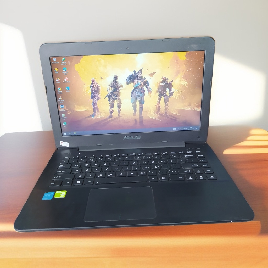 ASUS X455LF, INTEL(R) CORE I3-4005U, RAM 4GB, HDD 500GB, VGA NVIDIA GEFORCE 930M