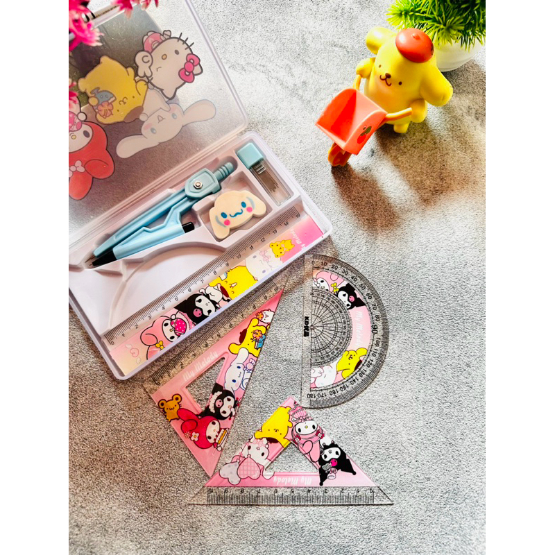

PENGGARIS SET DAN JANGKA SANRI PENGGARIS SET SANRIO 7 in 1