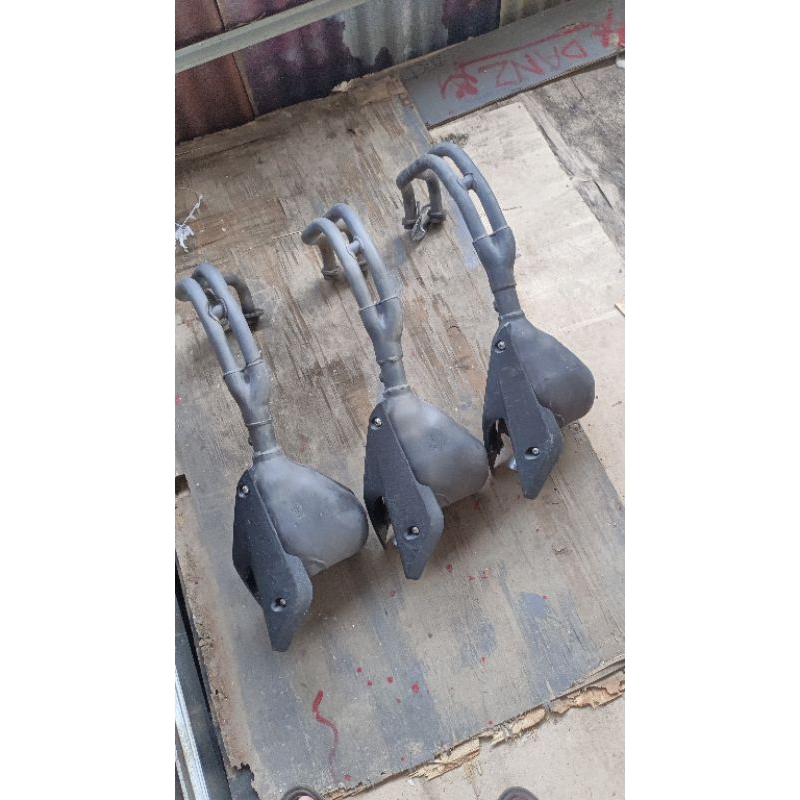 Header leheran knalpot ori R25/mt25