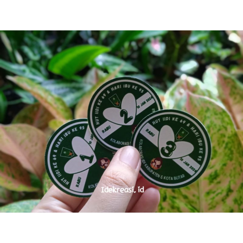 

Stiker Bulat Custom ( Free Design)