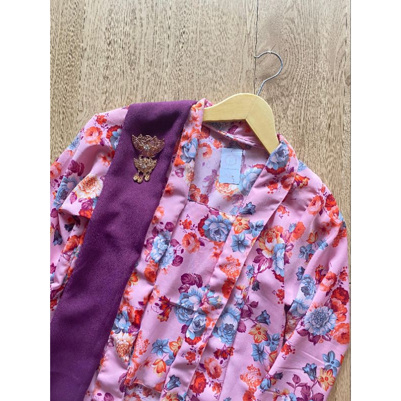 Kebaya Kutubaru Jawa Rosemary Bridesmaid floral  Jadul