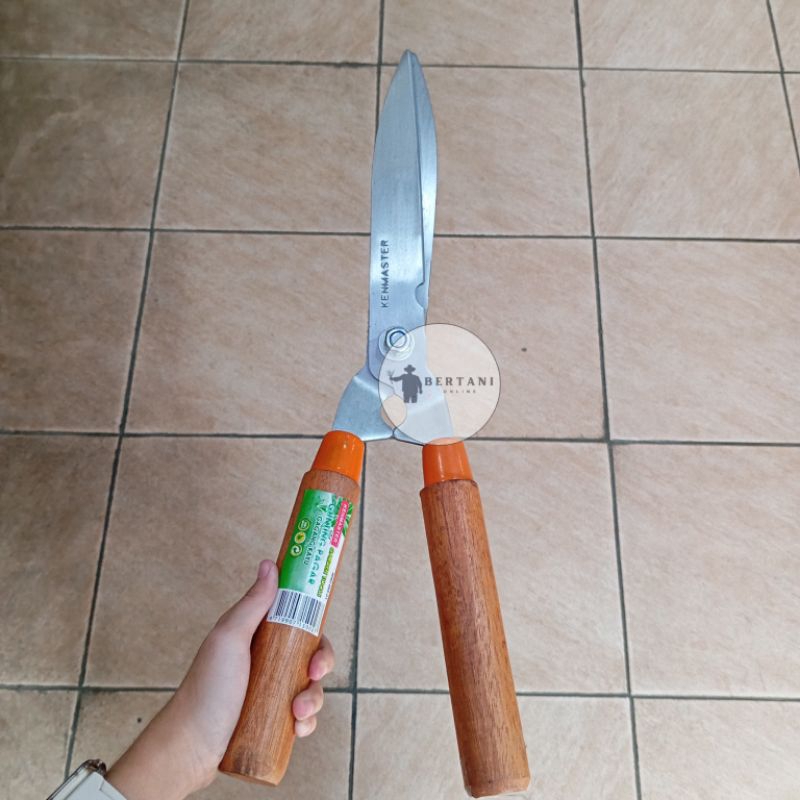 Gunting Rumput Kenmaster Alat Berkebun