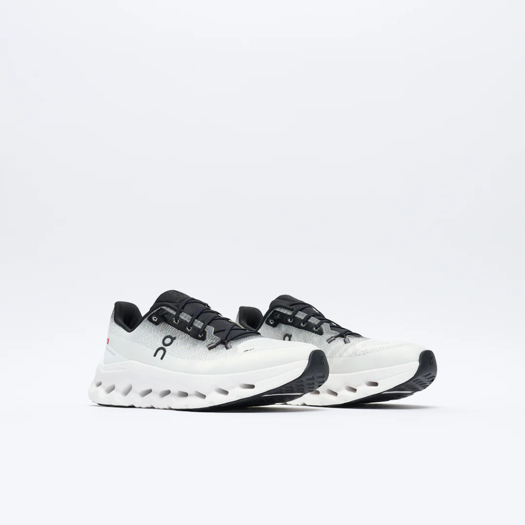 Sepatu On Running Cloudtilt Black Ivory White Hitam Putih
