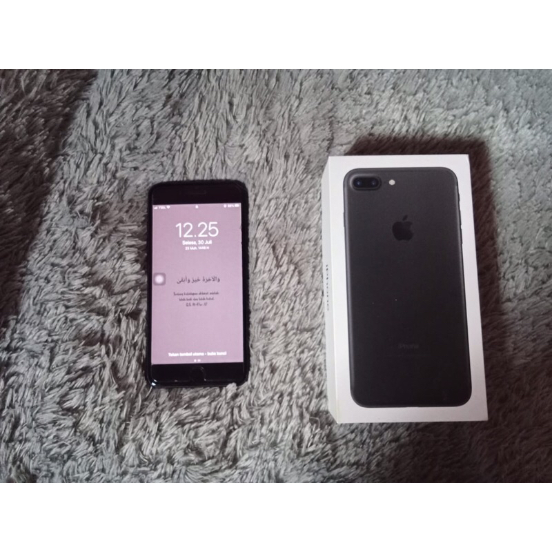 IPHONE 7plus Hitam 128GB ORI IBOX  (second)