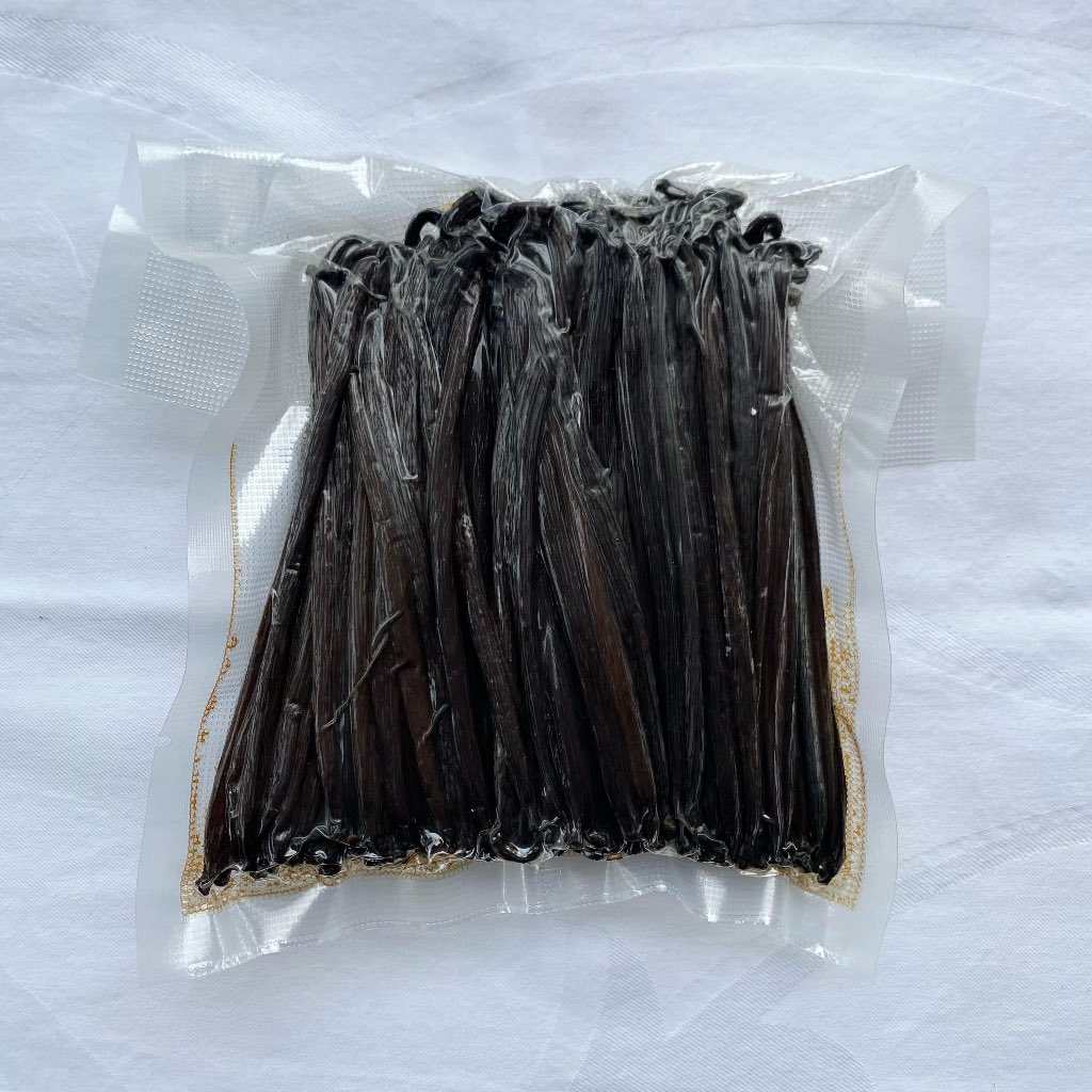 

Planifolia Vanilla Beans Pods Grade A 500 Gram (Gourmet) | 13-20cm