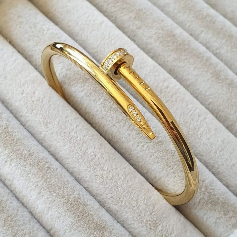 gelang paku Cartier