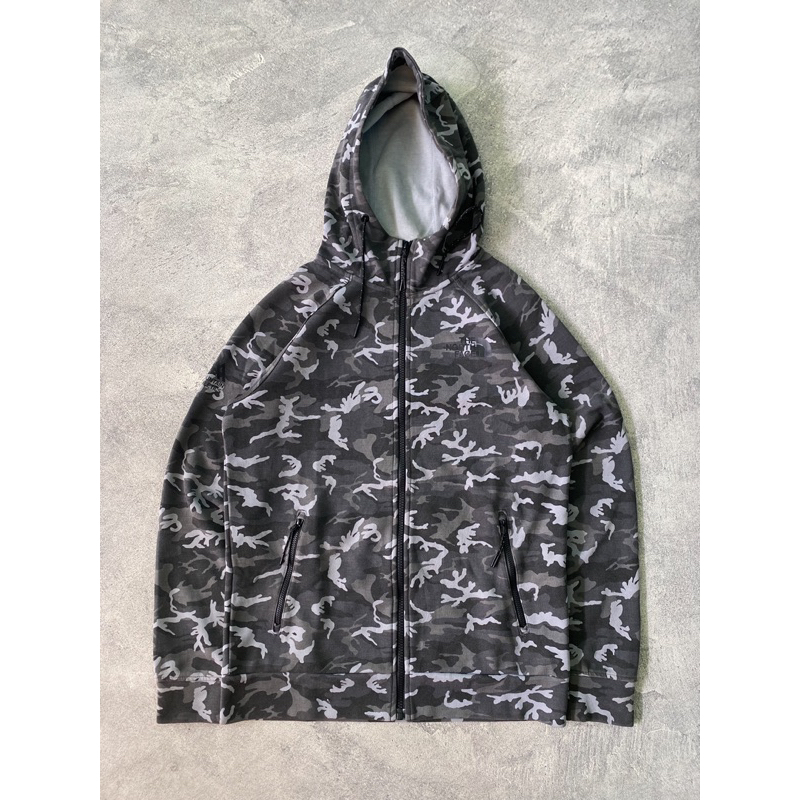 The North Face tnf mountain athletics camo zipup hoodie authentic original