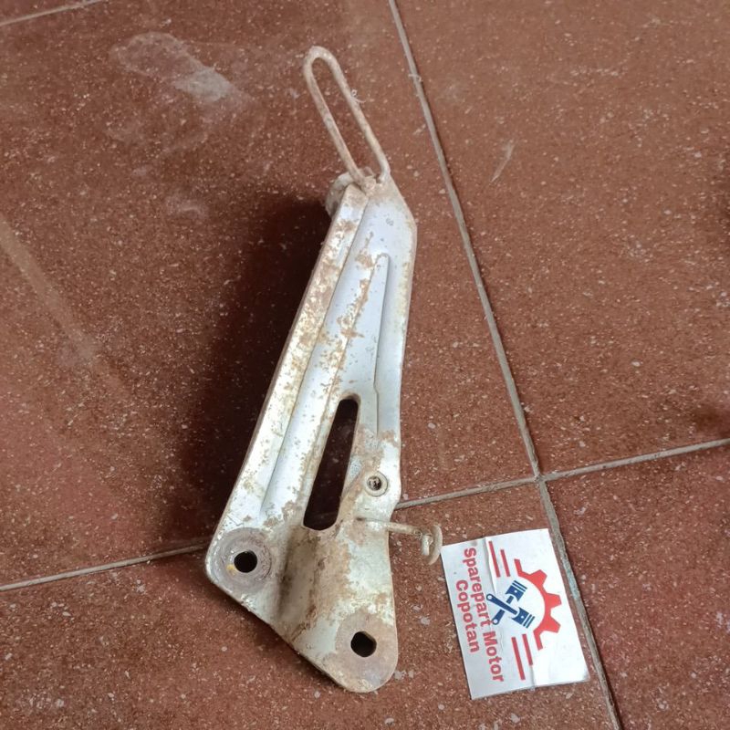 postep basteb kanan belakang grand legenda ori