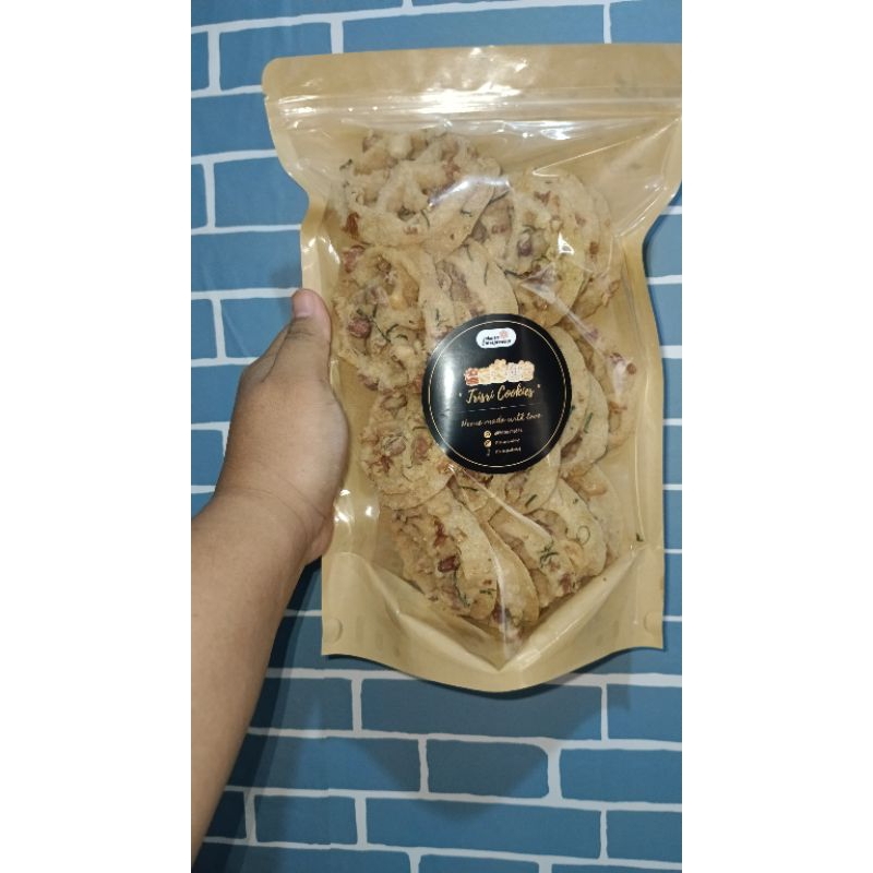 

Cemilan TRISRICOOKIES Kripik Peyek Kacang Tanah Renyah