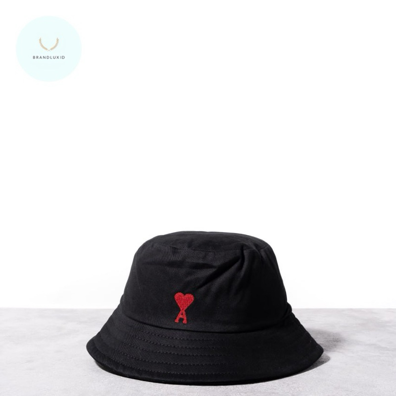 Ami Paris Red ami de coeur embroidered logo bucket hat Black