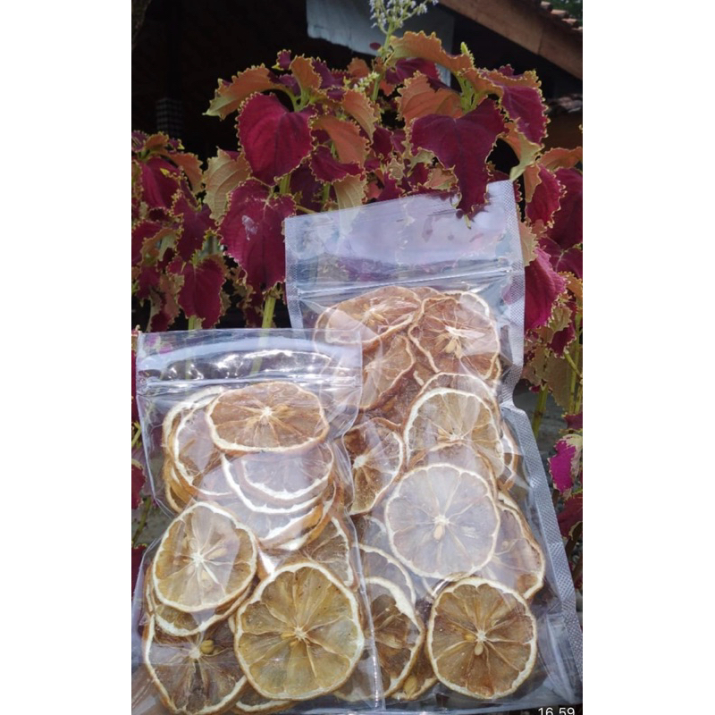 

Grosir lemon kering 50 g Homemade dehydrated lemon - lemon kering iris