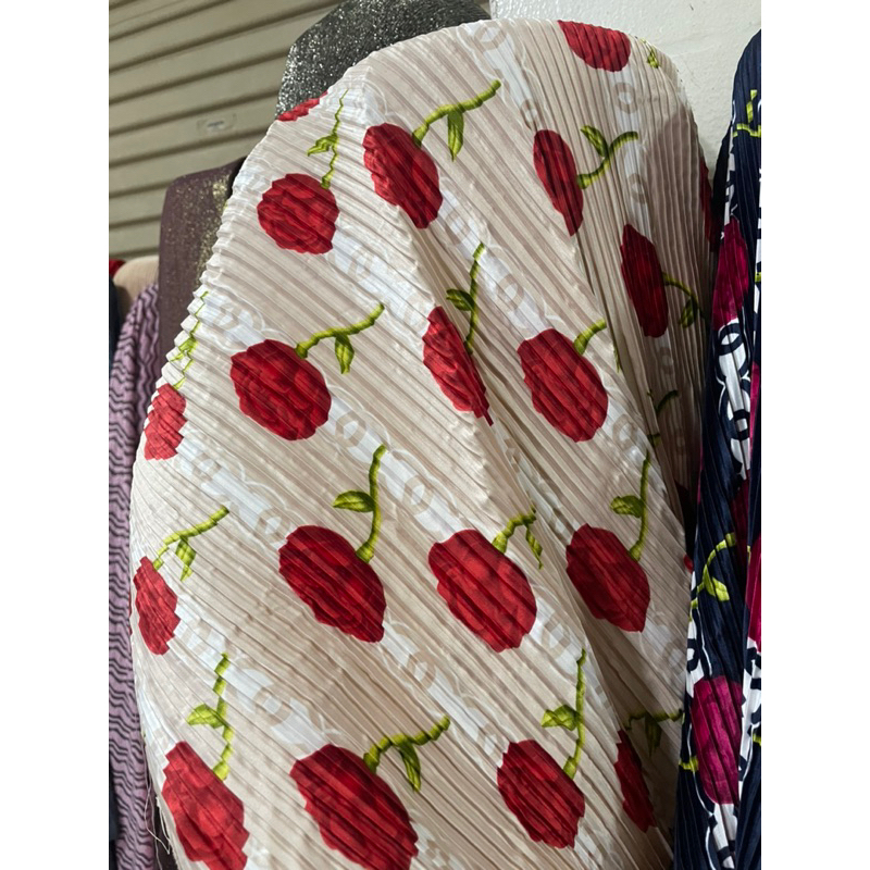 Bahan kain satin plisket motif bunga/kain satin/kebaya wanita