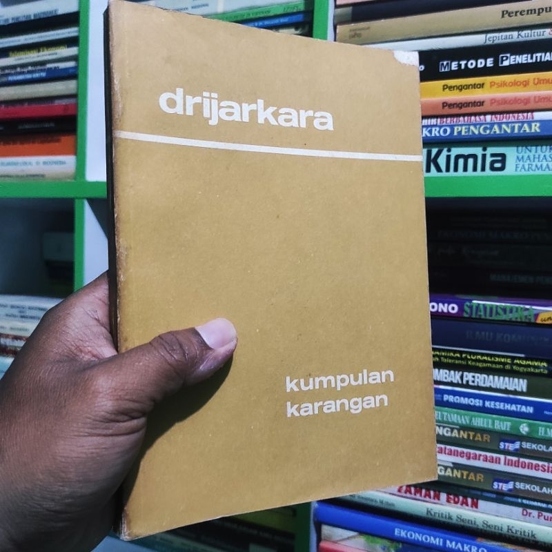 (ori) buku drijarkara kumpulan karangan - Driyarkara