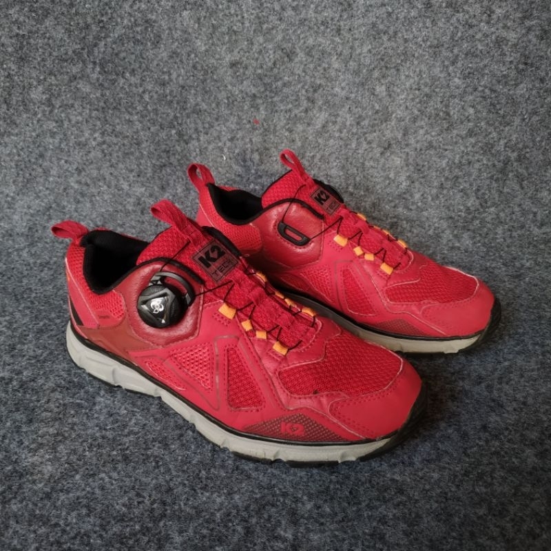 Sepatu K2 BOA System Outdoor Hiking Tracking Gunung Tali Putar Merah Low