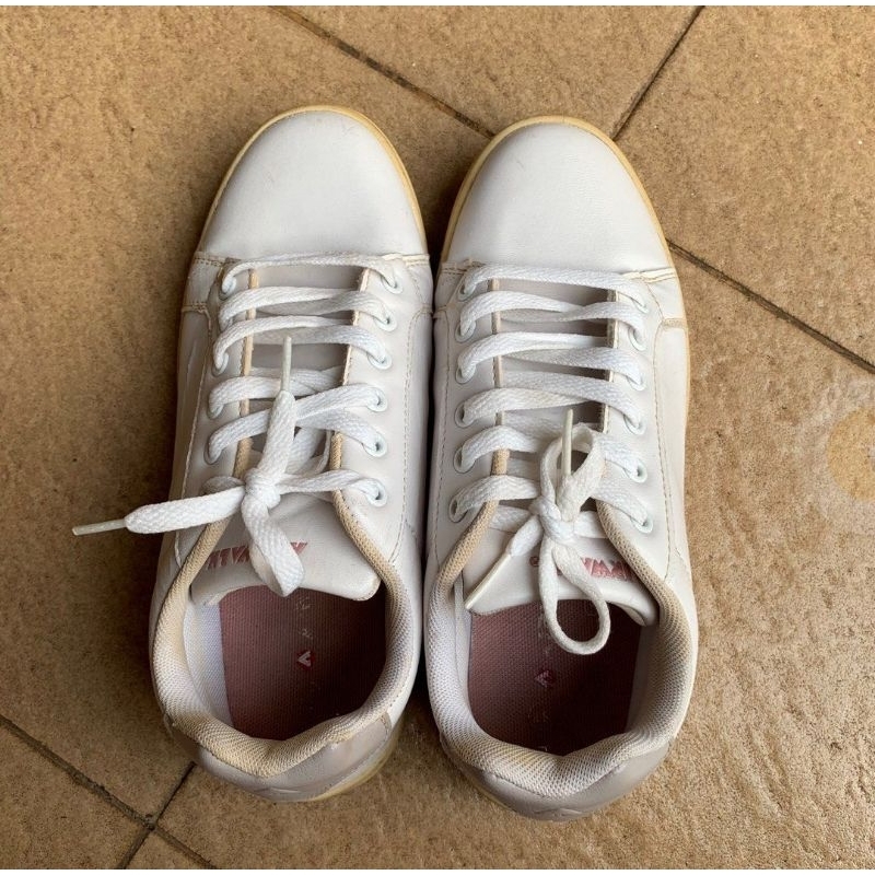 Sepatu Airwalk Putih Pink