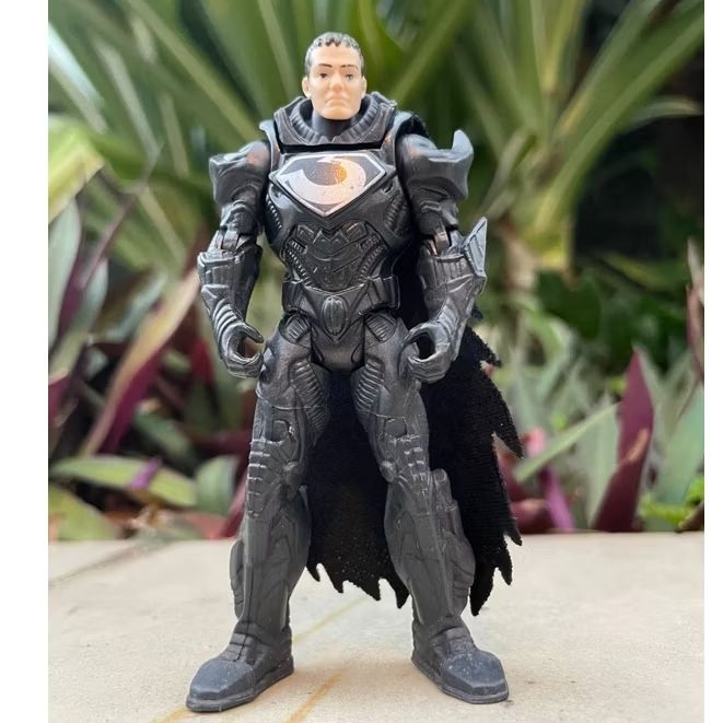 ACTION FIGURE SUPERMAN BLACK GEN ZORD