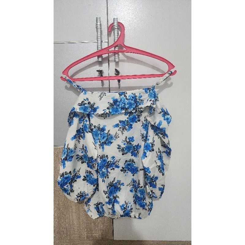 Atasan baju wanita model sabrina motif bunga-bunga | pakaian pantai